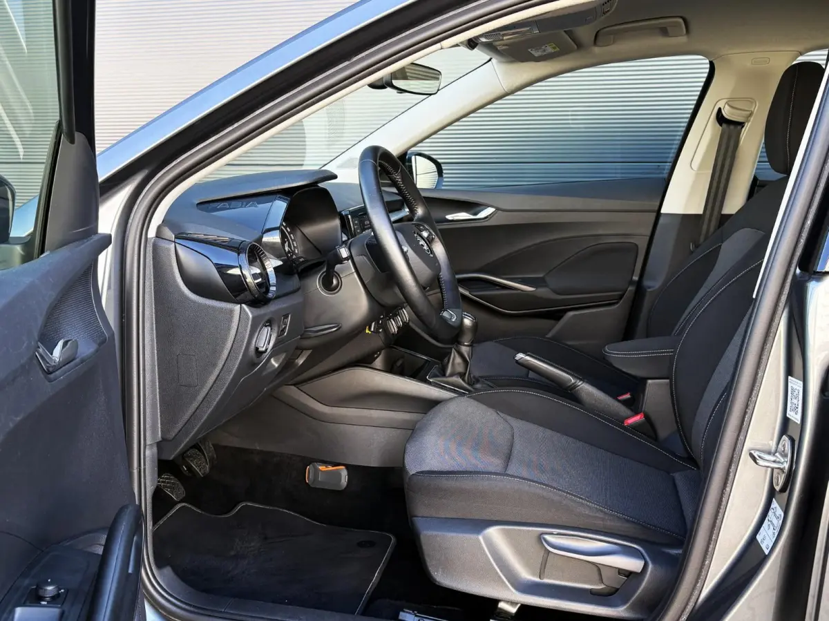 1.0 TSI 95pk Ambition Trekhaak | App Connect | Cruise Control |DAB+