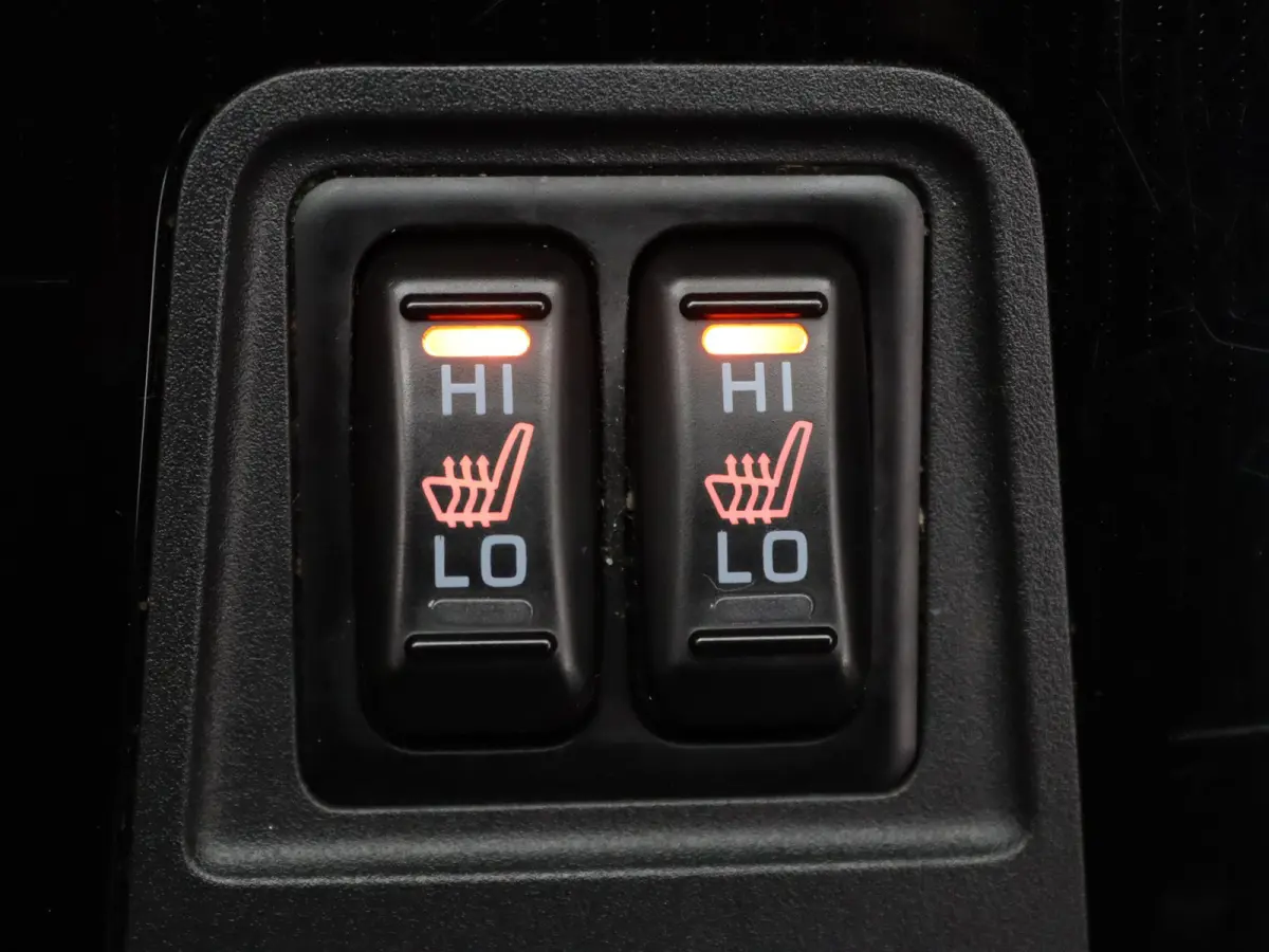 224pk PHEV Instyle Apple Carplay/Android Auto | Climate