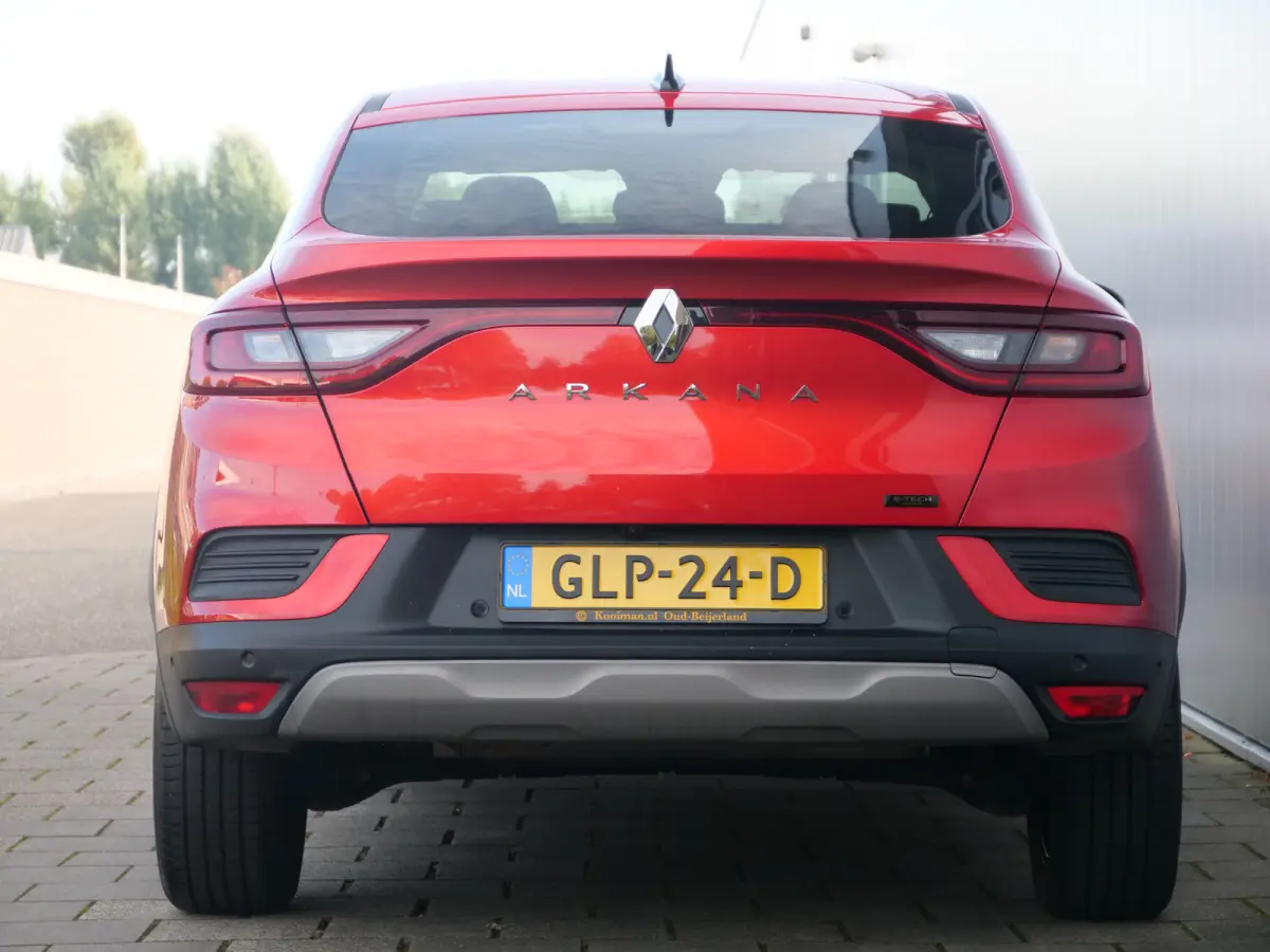 1.6 E-Tech Hybrid 145 Pk Zen Automaat Navigatie / DAB / Apple Carplay / Camera / Stoelverwarming
