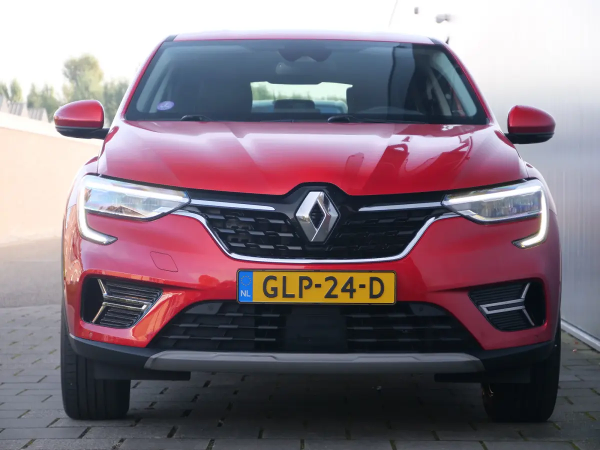 1.6 E-Tech Hybrid 145 Pk Zen Automaat Navigatie / DAB / Apple Carplay / Camera / Stoelverwarming
