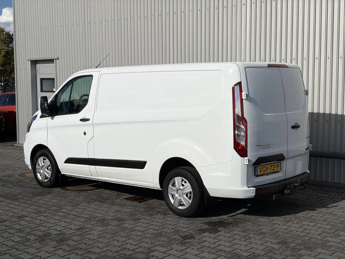 300 2.0 TDCI L1H1*HAAK*CAM*A/C*CRUISE*3-PERS*PDC*