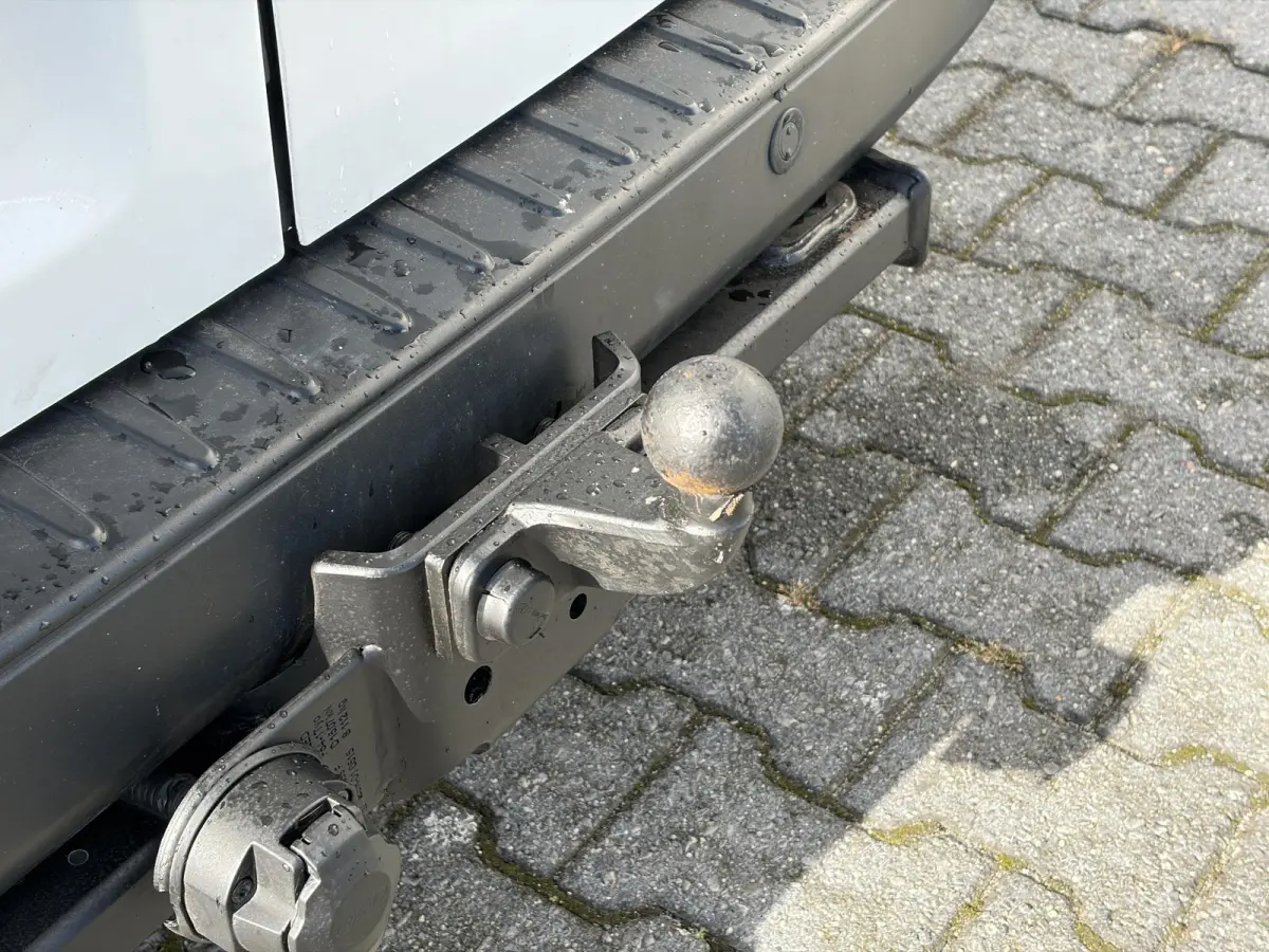 300 2.0 TDCI L1H1*HAAK*CAM*A/C*CRUISE*3-PERS*PDC*