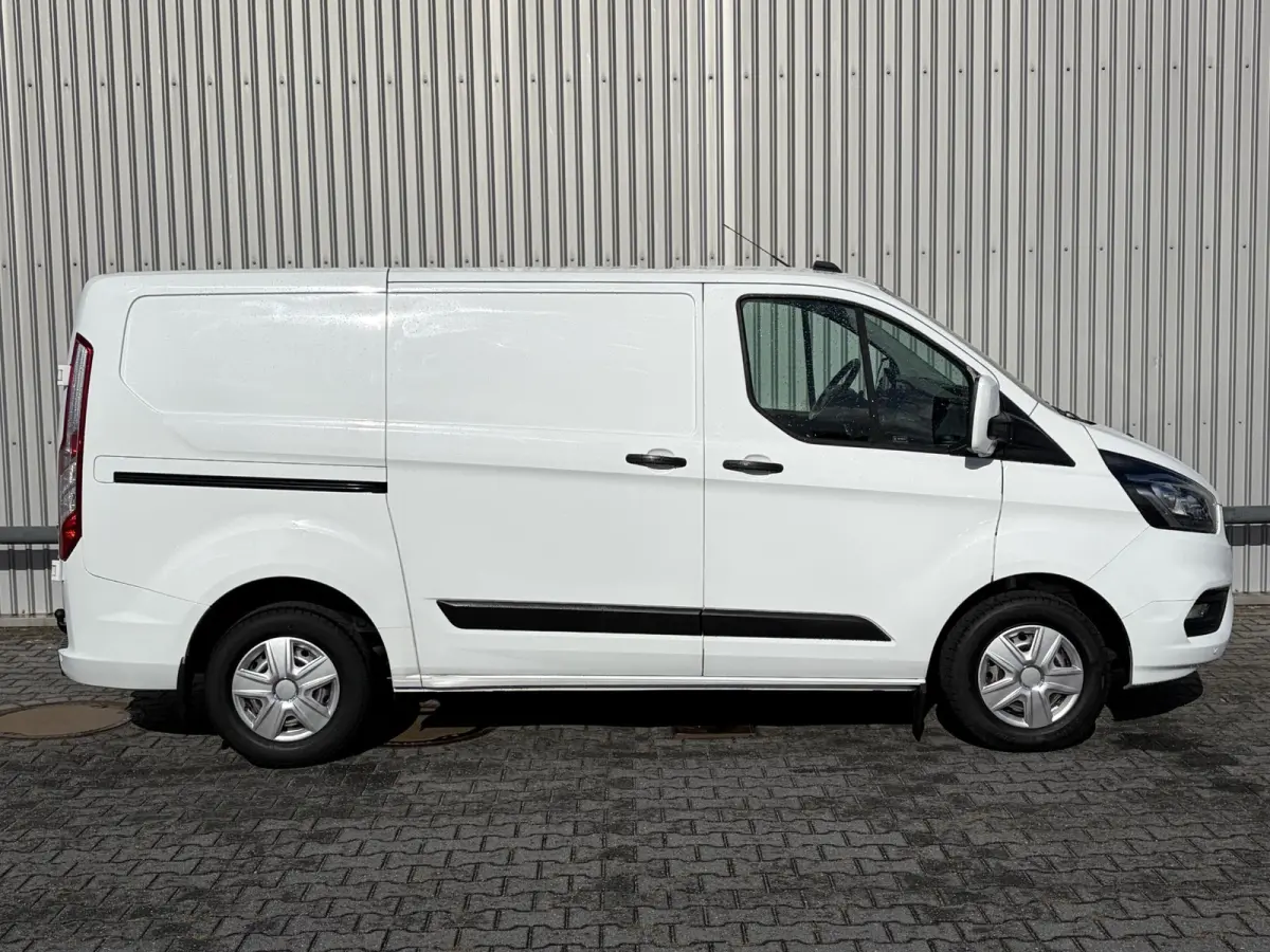 300 2.0 TDCI L1H1*HAAK*CAM*A/C*CRUISE*3-PERS*PDC*