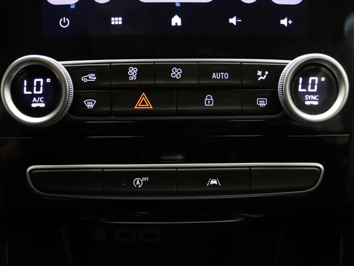 140pk TCe Intens Apple Carplay/Android Auto | Climate