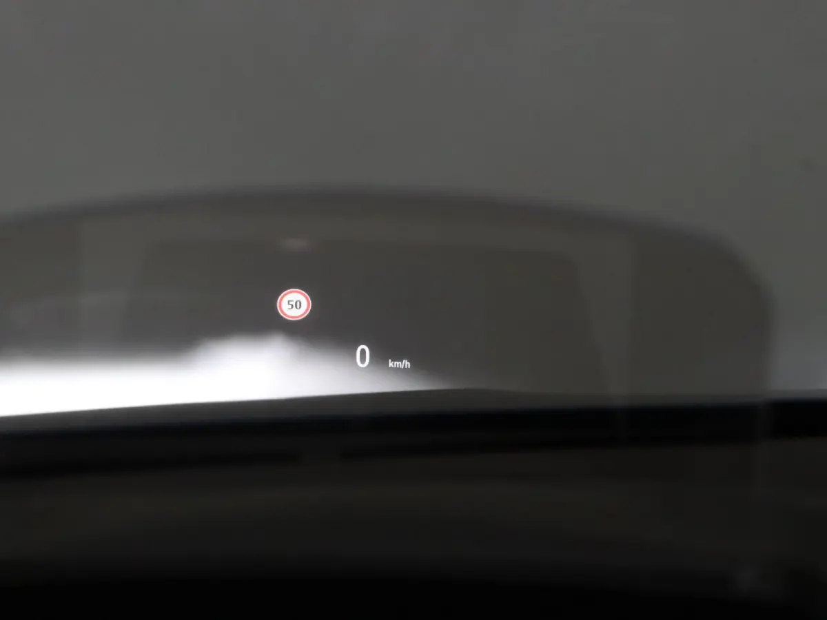 140pk TCe Intens Apple Carplay/Android Auto | Climate