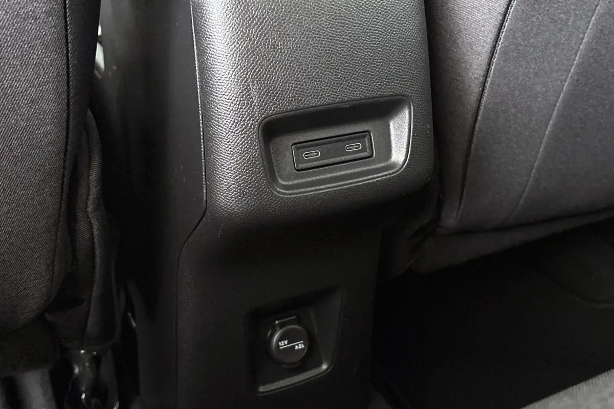 1.2 Turbo Hybrid GS 7p. Camera Apple CarPlay Climate Control