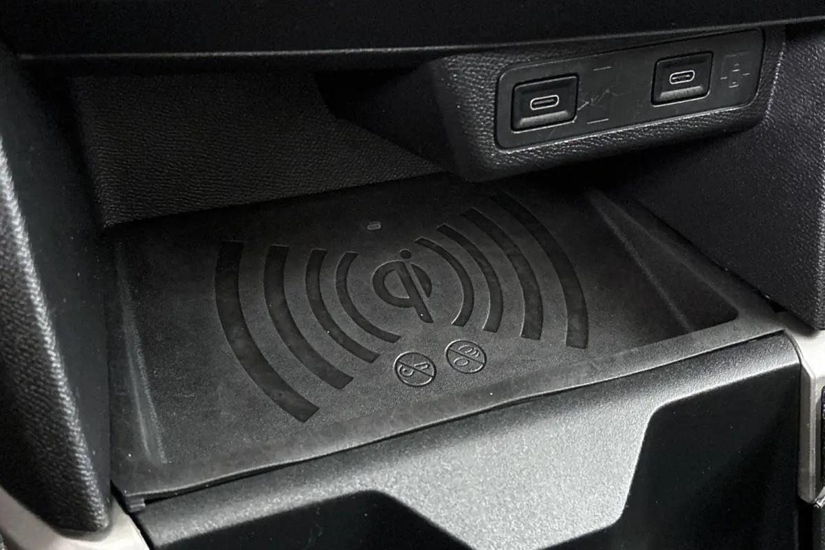 1.2 Turbo Hybrid GS 7p. Camera Apple CarPlay Climate Control