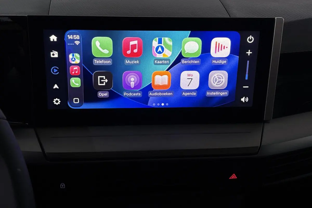 1.2 Turbo Hybrid GS 7p. Camera Apple CarPlay Climate Control