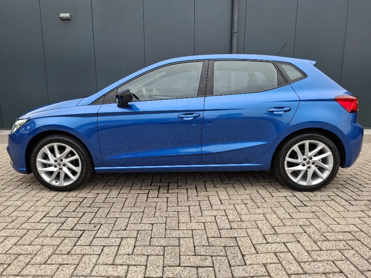 1.0 TSI 115pk FR * Navigatie * Camera * Stoelverwarming * Virtual Cockpit *
