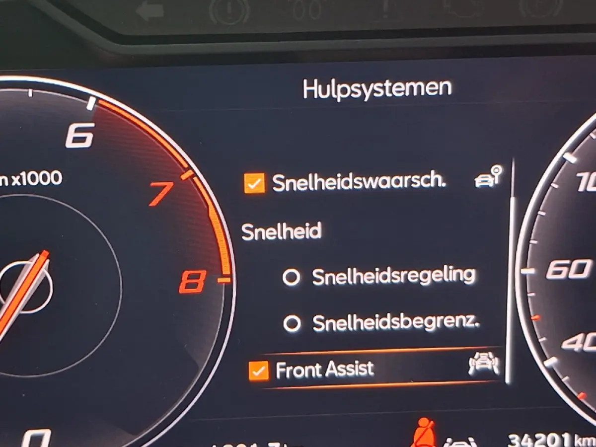 1.0 TSI 115pk FR * Navigatie * Camera * Stoelverwarming * Virtual Cockpit *