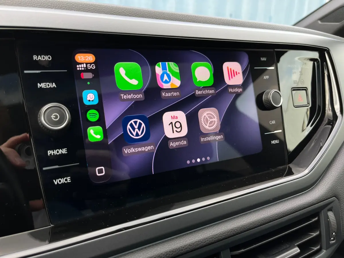 1.0 TSI R-Line Edition Pano/Kanteldak! | Adaptieve Cruise | Dealer Onderhouden! | Digitaal Cockpit | LMV | | Achterspoiler | Audio installatie | Automatische snelheids begrenzing