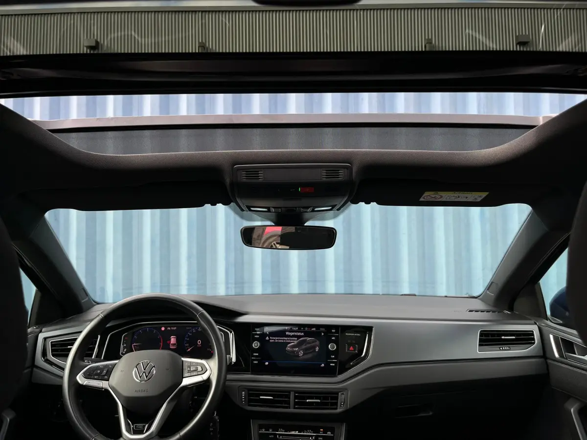 1.0 TSI R-Line Edition Pano/Kanteldak! | Adaptieve Cruise | Dealer Onderhouden! | Digitaal Cockpit | LMV | | Achterspoiler | Audio installatie | Automatische snelheids begrenzing