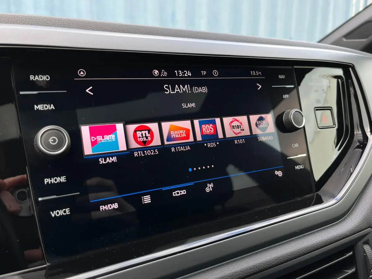 1.0 TSI R-Line Edition Pano/Kanteldak! | Adaptieve Cruise | Dealer Onderhouden! | Digitaal Cockpit | LMV | | Achterspoiler | Audio installatie | Automatische snelheids begrenzing