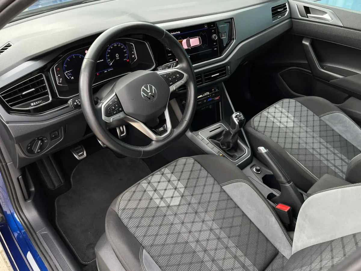 1.0 TSI R-Line Edition Pano/Kanteldak! | Adaptieve Cruise | Dealer Onderhouden! | Digitaal Cockpit | LMV | | Achterspoiler | Audio installatie | Automatische snelheids begrenzing