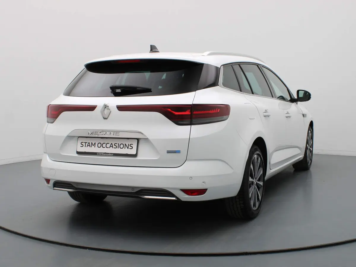 Plug-In Hybrid 160pk R.S. Line Head-Up | Camera | Adapt. Cruise | Parkeersens. v+a | Stoelverw.