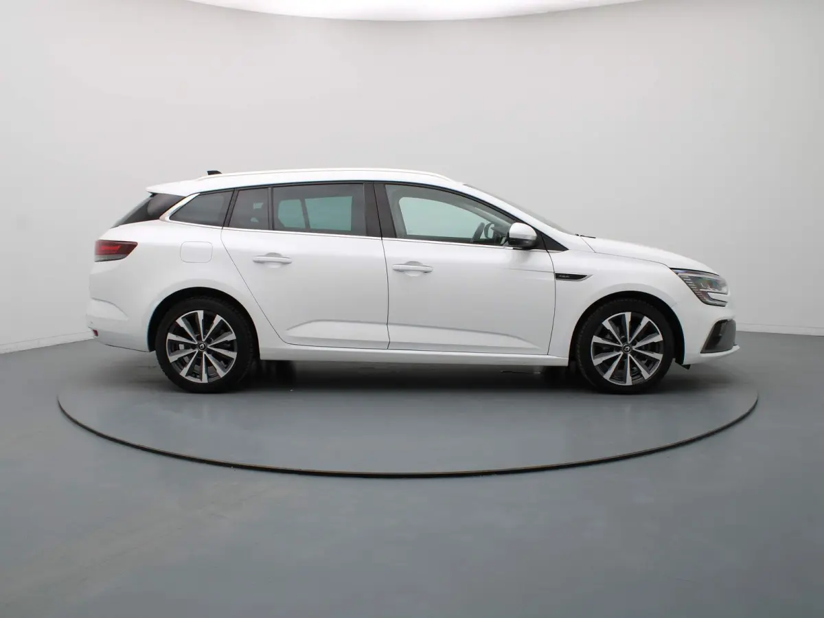 Plug-In Hybrid 160pk R.S. Line Head-Up | Camera | Adapt. Cruise | Parkeersens. v+a | Stoelverw.