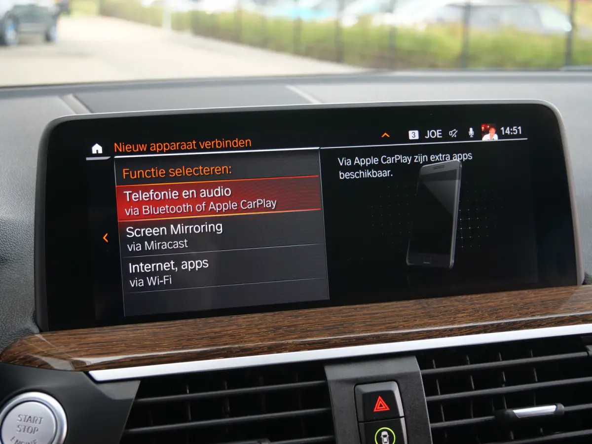 xDrive20i High Executive Edition 184 Pk Automaat M-pakket / Navigatie / DAB / Camera's / 20 inch / Trekhaak