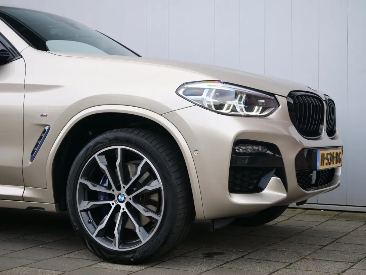 xDrive20i High Executive Edition 184 Pk Automaat M-pakket / Navigatie / DAB / Camera's / 20 inch / Trekhaak