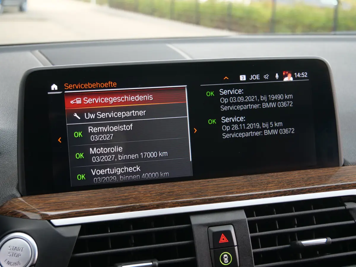xDrive20i High Executive Edition 184 Pk Automaat M-pakket / Navigatie / DAB / Camera's / 20 inch / Trekhaak