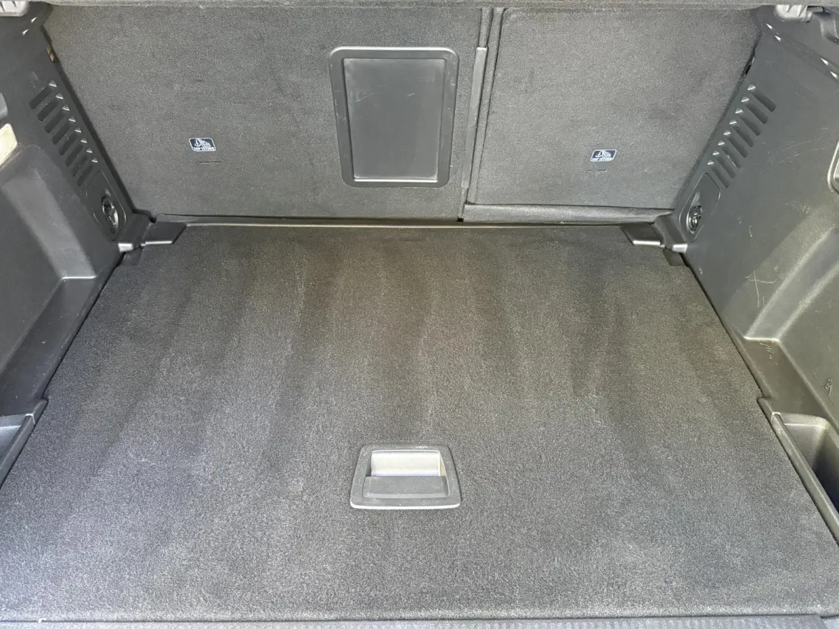 1.2 PureTech Blue Lease Executive | Trekhaak | Navigatie | Apple Carplay | Climate Control | Cruise Control | Licht metalen velgen
