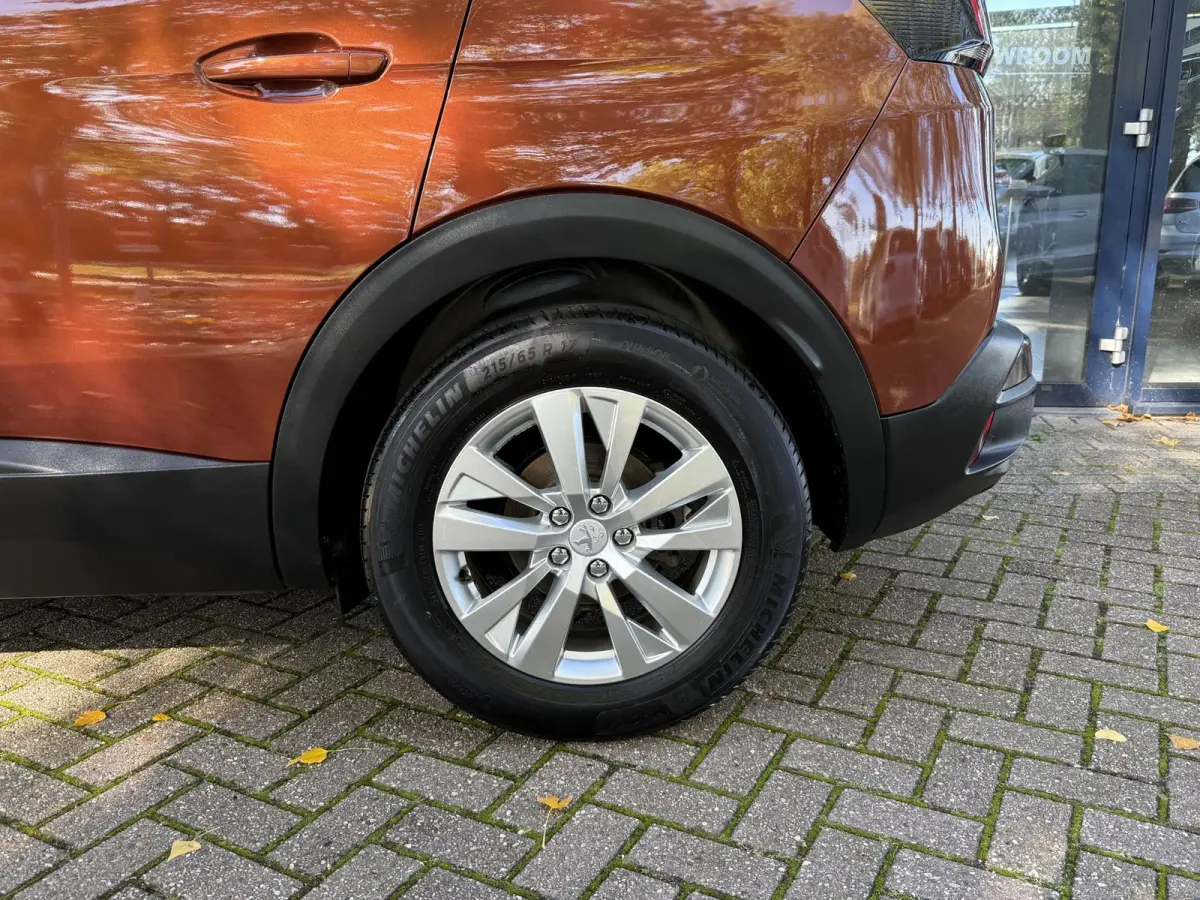 1.2 PureTech Blue Lease Executive | Trekhaak | Navigatie | Apple Carplay | Climate Control | Cruise Control | Licht metalen velgen