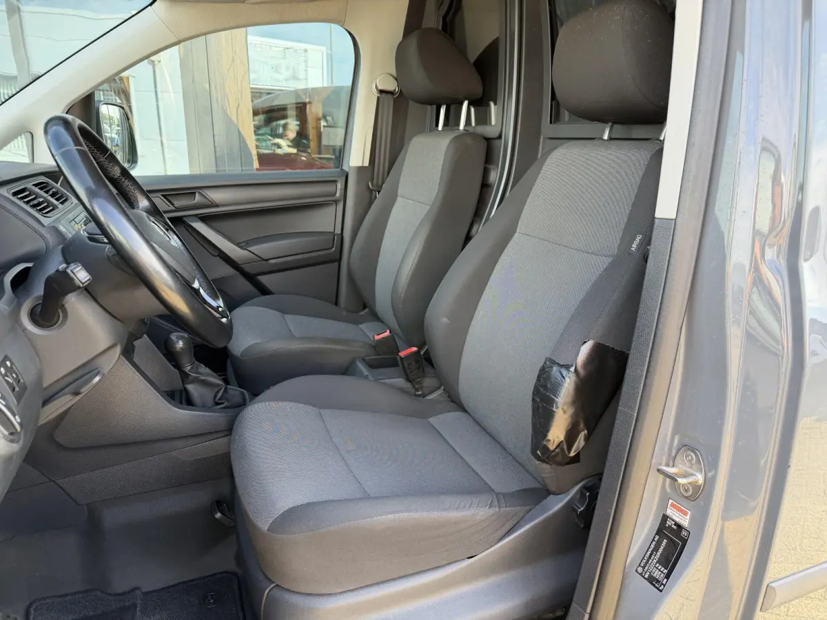 1.6 TDI L1H1 102PK | Nette Staat | van de VW Dealer | Dealeronderhouden | NL AUTO | NAP | Trekhaak | Airco | Stoelverwarming | Navigatie | Cruise Control | Parkeersensoren | 2 Sleutels | APK