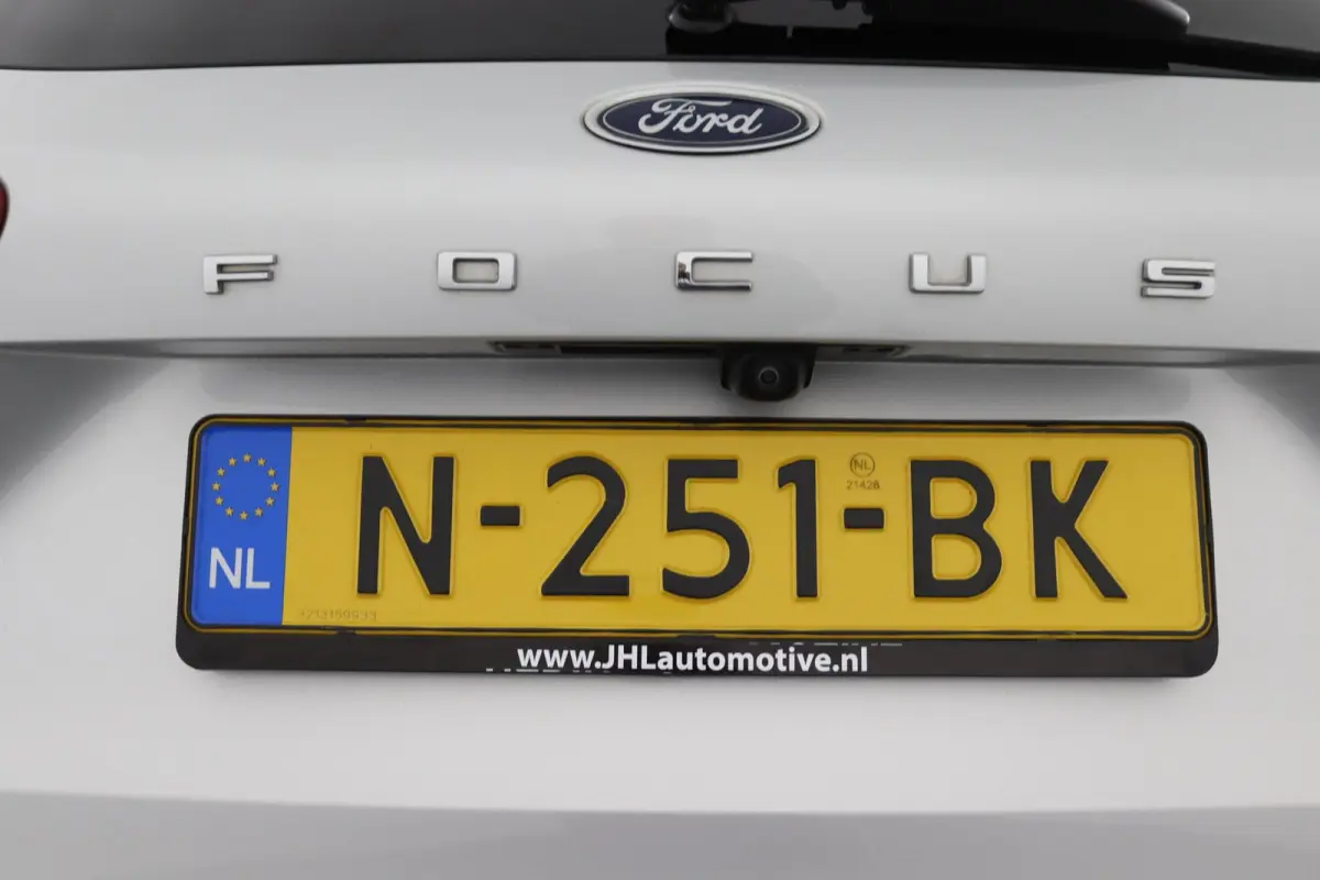 1.5 EcoBlue ST Line*PANO*LED*CAM*ECC*WINTER PAKKET