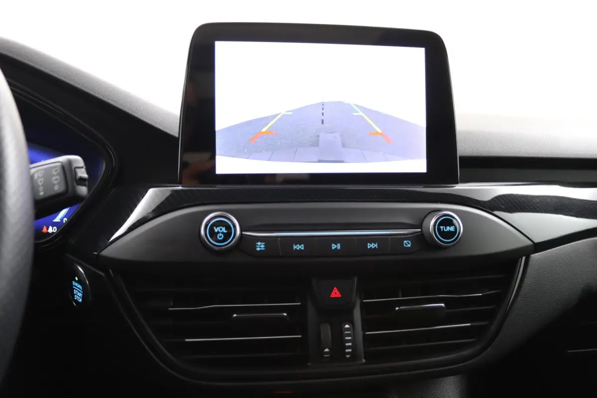 1.5 EcoBlue ST Line*PANO*LED*CAM*ECC*WINTER PAKKET
