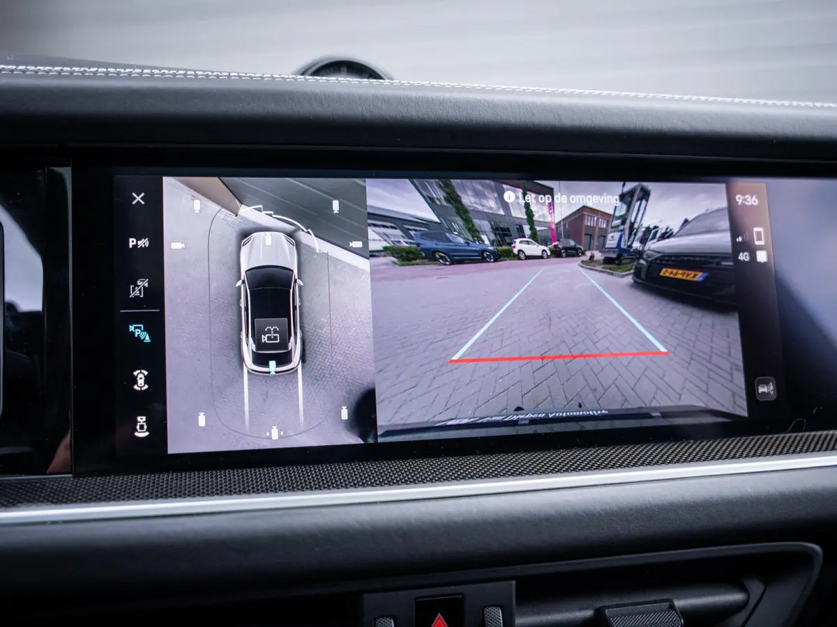 3.0 E-Hybrid - Sport Chrono l FULL SPEC! l 4WS l Pass Displ. l Burmester