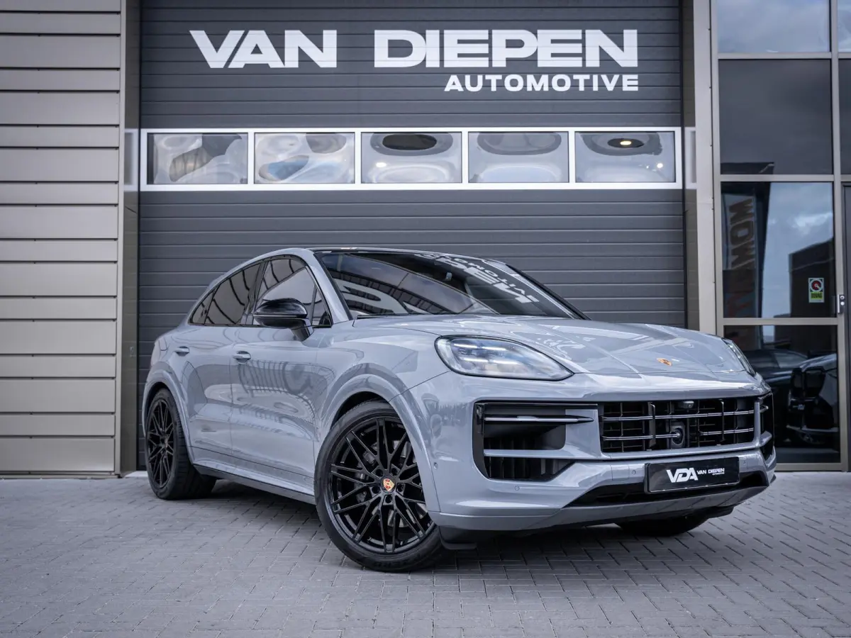 3.0 E-Hybrid - Sport Chrono l FULL SPEC! l 4WS l Pass Displ. l Burmester