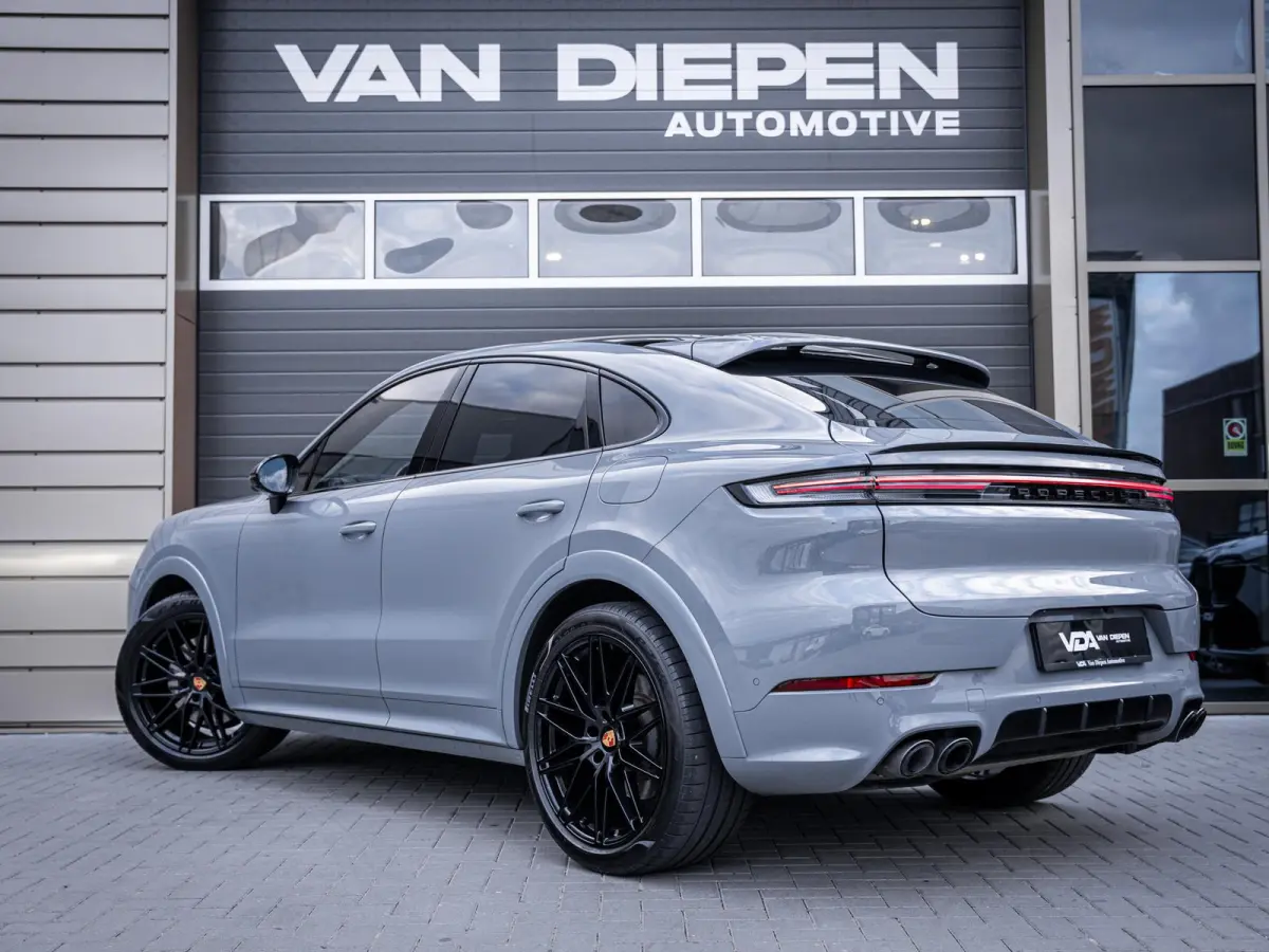 3.0 E-Hybrid - Sport Chrono l FULL SPEC! l 4WS l Pass Displ. l Burmester