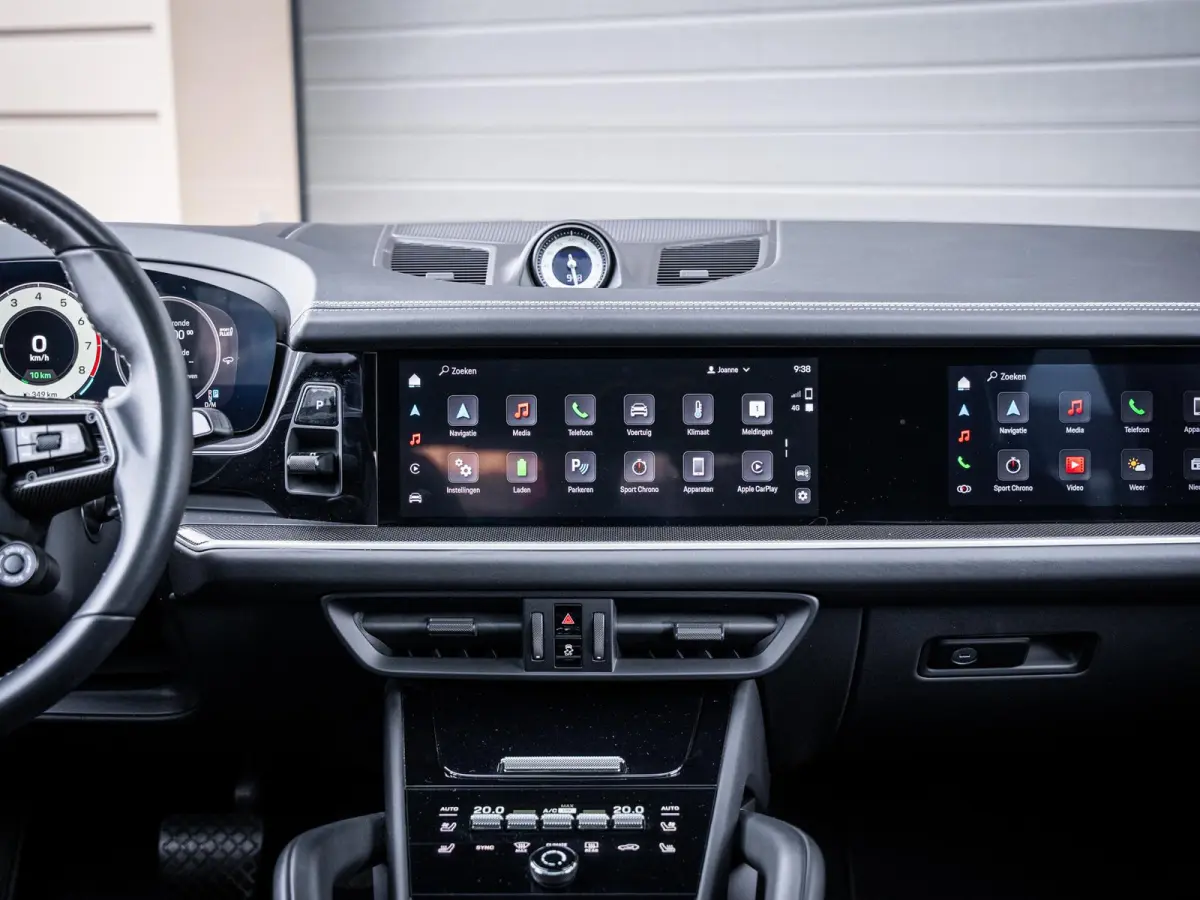 3.0 E-Hybrid - Sport Chrono l FULL SPEC! l 4WS l Pass Displ. l Burmester