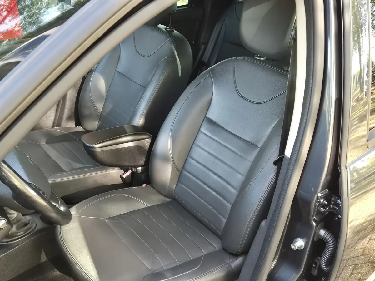 1.2 TCe 4x2 Prestige | Airconditioning | Trekhaak | Navigatie | Lederen bekleding | Cruise Control