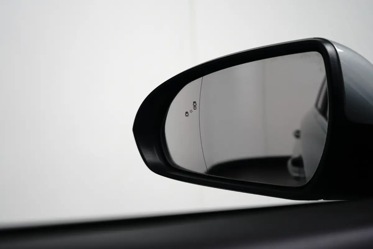 Prime Mild-Hybrid | Stoelverwarming voor | Stuurverwarming | Climate Control | Automaat | Adaptieve Cruise Control | Apple Carplay | Android Auto | Stoelgeheugen Functie |