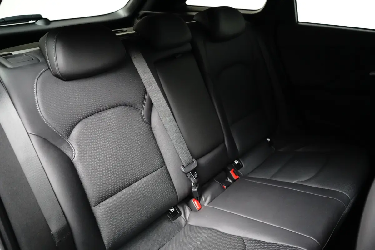 Prime Mild-Hybrid | Stoelverwarming voor | Stuurverwarming | Climate Control | Automaat | Adaptieve Cruise Control | Apple Carplay | Android Auto | Stoelgeheugen Functie |