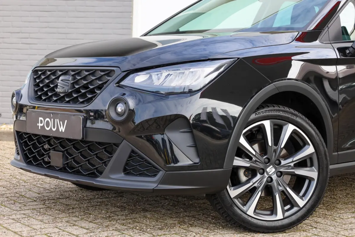 1.0 EcoTSI 115pk Style Business Connect | Parkeersensor | Stoelverwarming | LM Velgen 18"