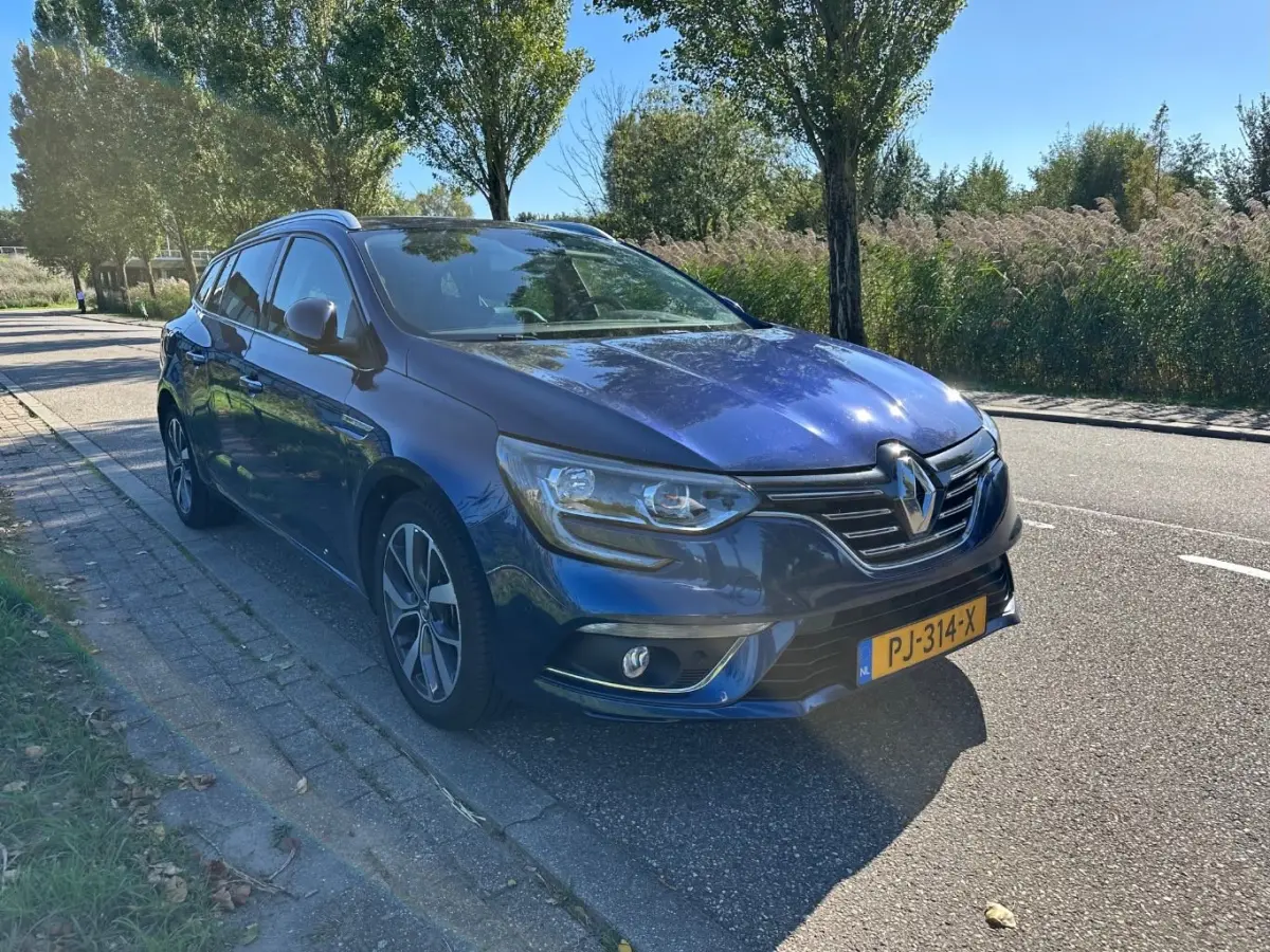 1.2 TCe Bose Dealer onderhouden! | Automaat | BOSE! | Rijk Uitgerust! | Clima | Cruise | LMV |  | Airco (automatisch) | Audio installatie premium | Boordcomputer