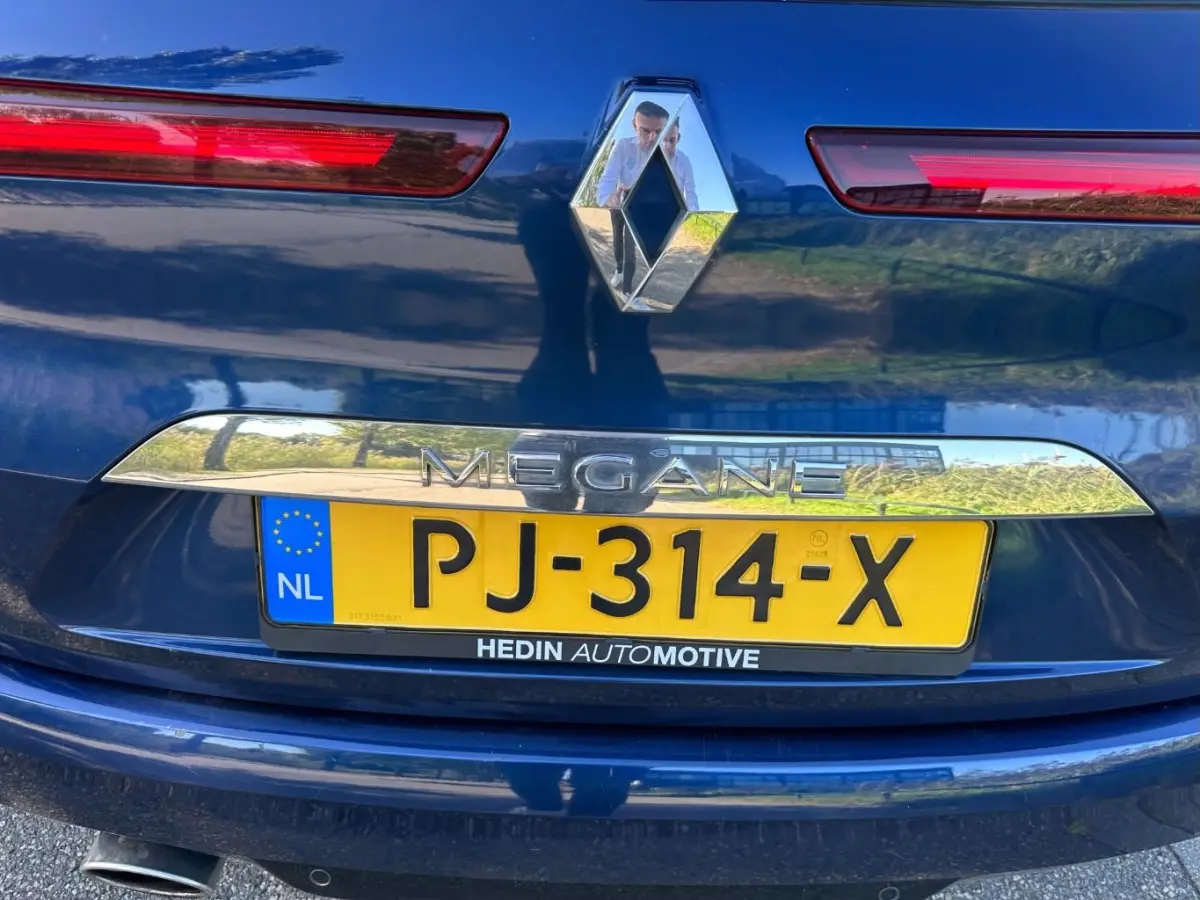 1.2 TCe Bose Dealer onderhouden! | Automaat | BOSE! | Rijk Uitgerust! | Clima | Cruise | LMV |  | Airco (automatisch) | Audio installatie premium | Boordcomputer
