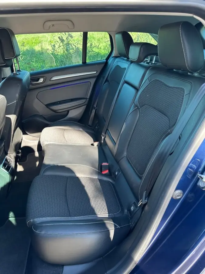 1.2 TCe Bose Dealer onderhouden! | Automaat | BOSE! | Rijk Uitgerust! | Clima | Cruise | LMV |  | Airco (automatisch) | Audio installatie premium | Boordcomputer