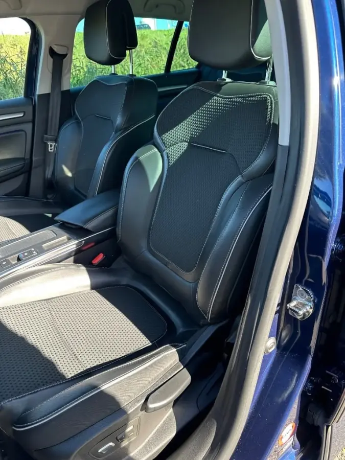 1.2 TCe Bose Dealer onderhouden! | Automaat | BOSE! | Rijk Uitgerust! | Clima | Cruise | LMV |  | Airco (automatisch) | Audio installatie premium | Boordcomputer