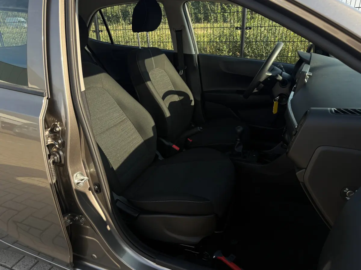 1.0 CVVT EconomyPlusLine | Bluetooth| Airco | Radio |