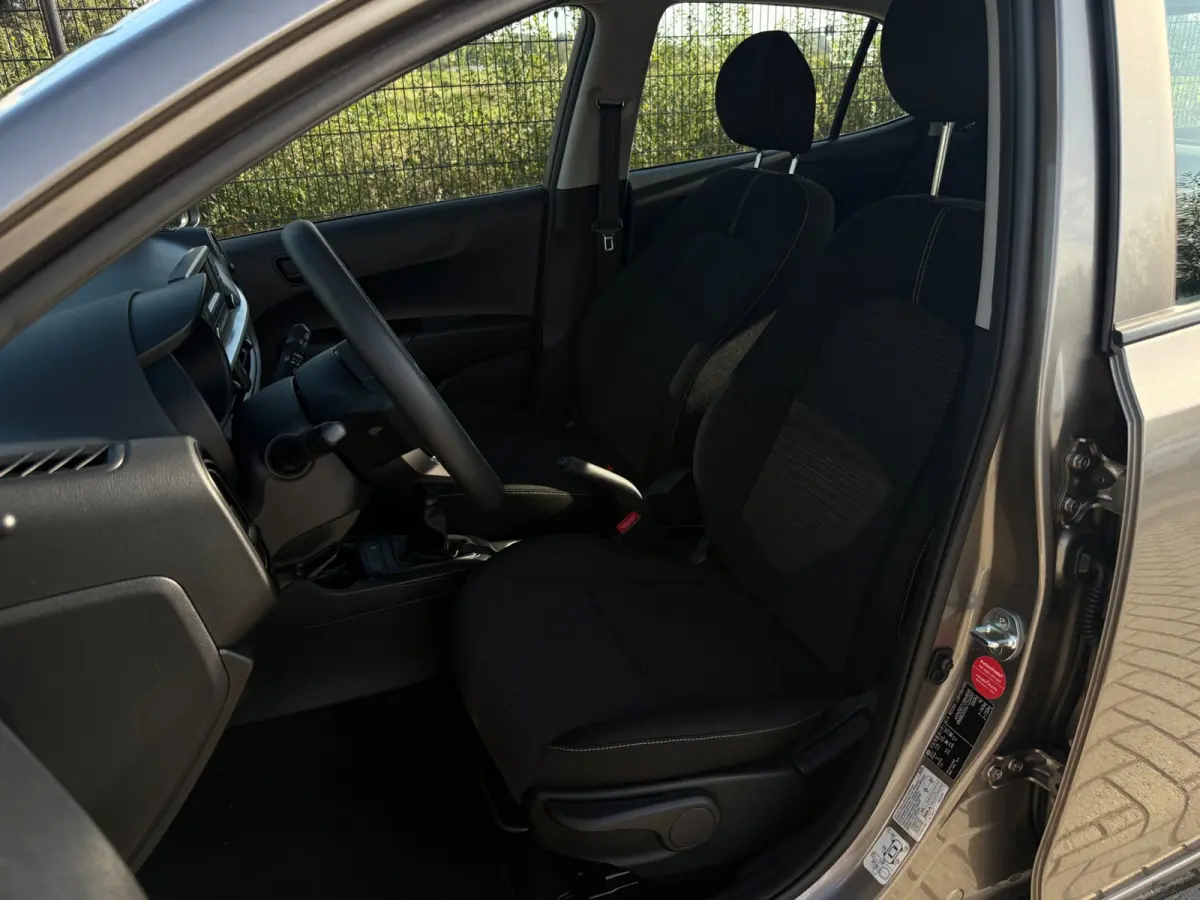 1.0 CVVT EconomyPlusLine | Bluetooth| Airco | Radio |