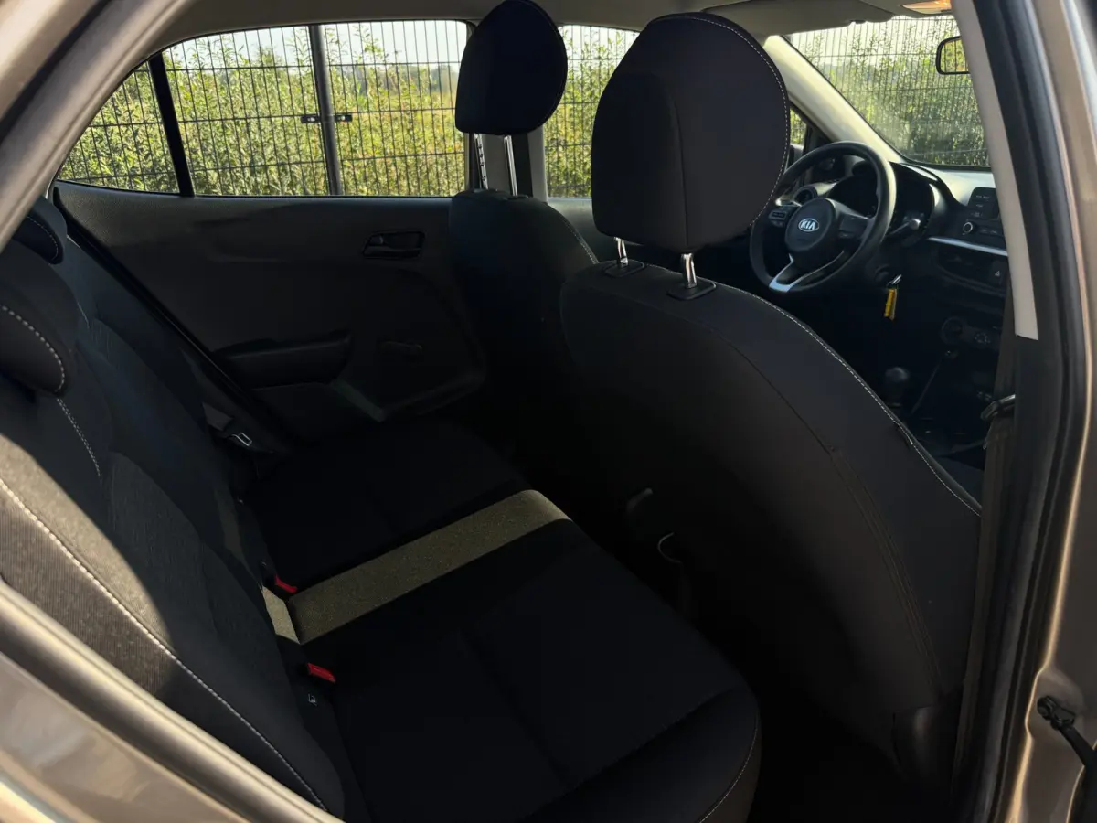 1.0 CVVT EconomyPlusLine | Bluetooth| Airco | Radio |