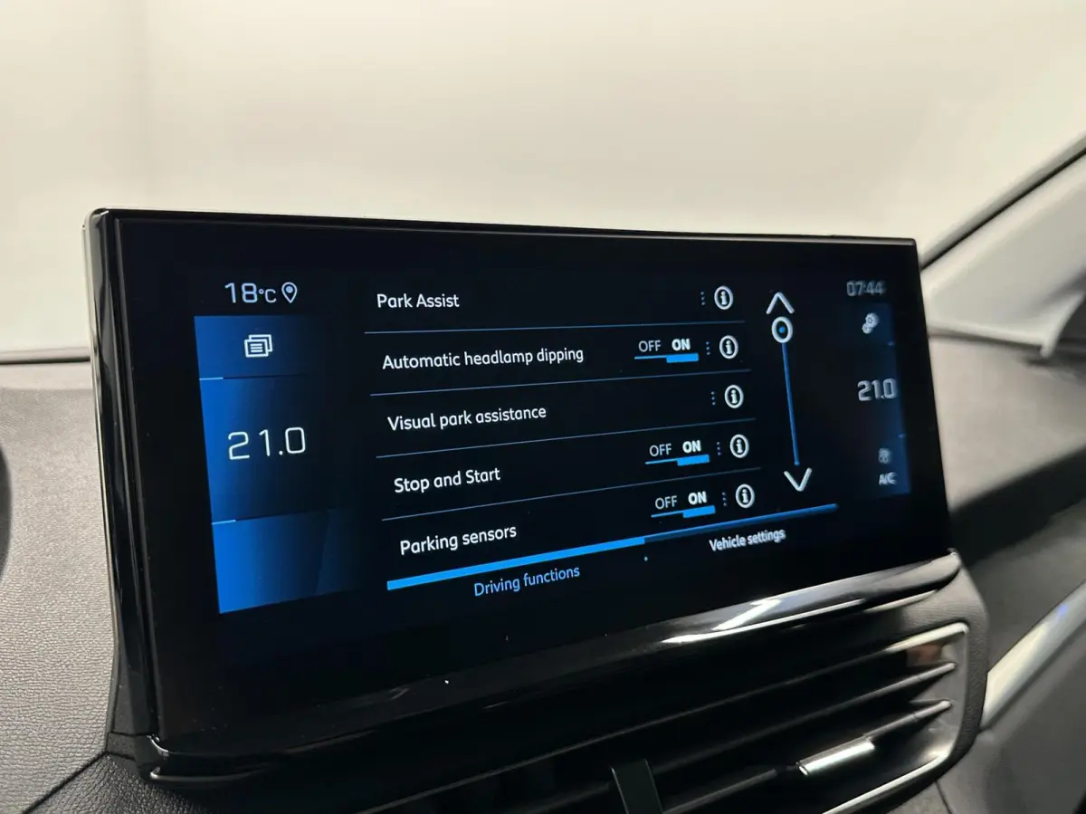 1.2 PureTech Blue Lease Allure CAMERA LM ECC ADAPTIEF CRUISE LED CARPLAY.