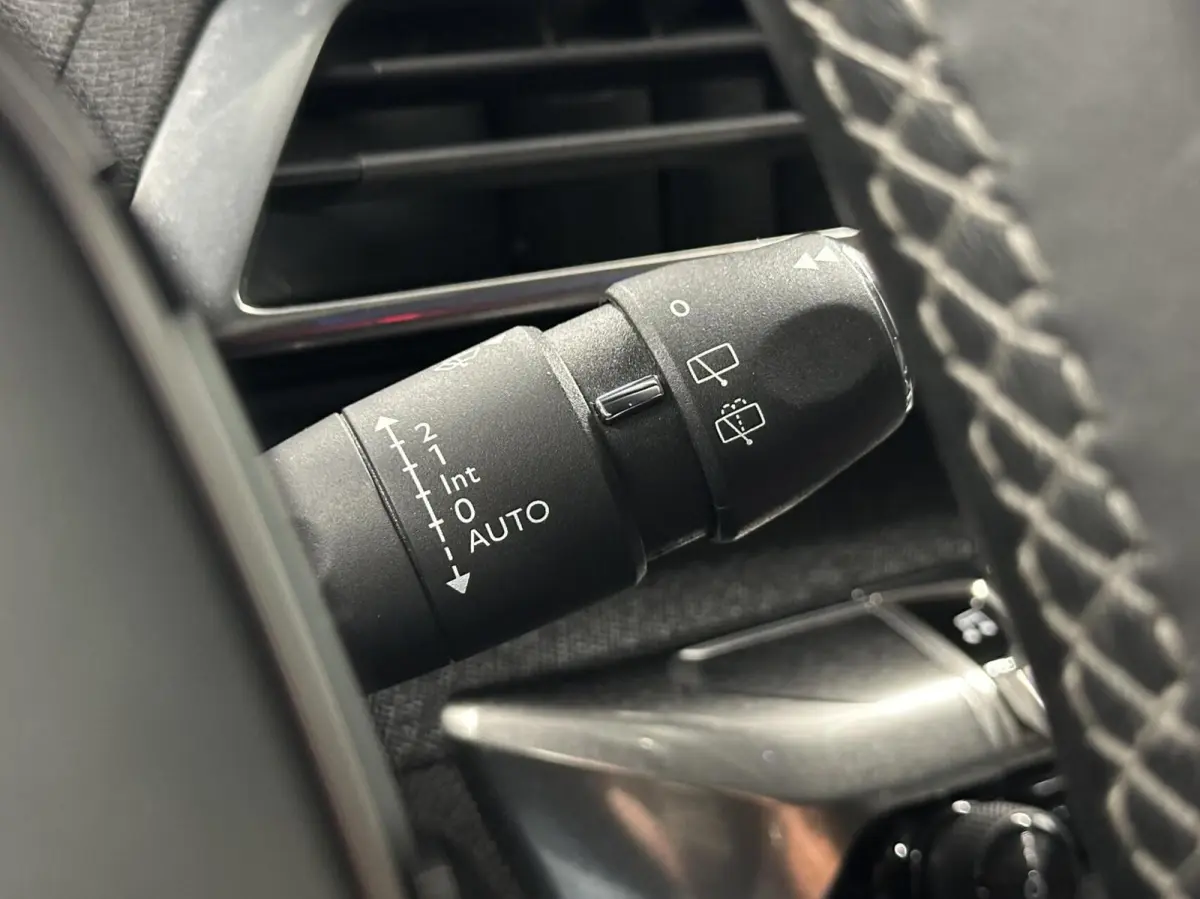 1.2 PureTech Blue Lease Allure CAMERA LM ECC ADAPTIEF CRUISE LED CARPLAY.