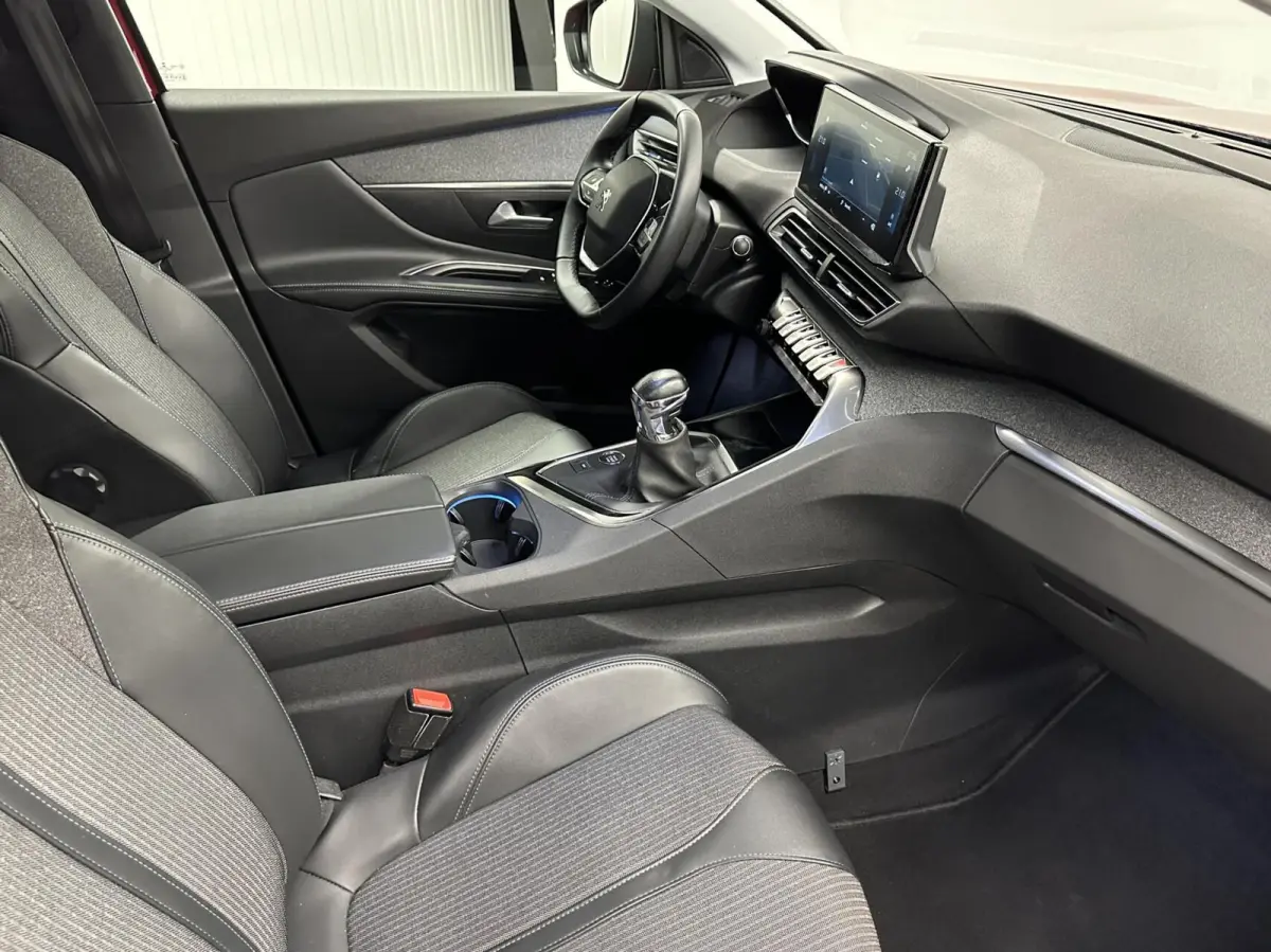 1.2 PureTech Blue Lease Allure CAMERA LM ECC ADAPTIEF CRUISE LED CARPLAY.