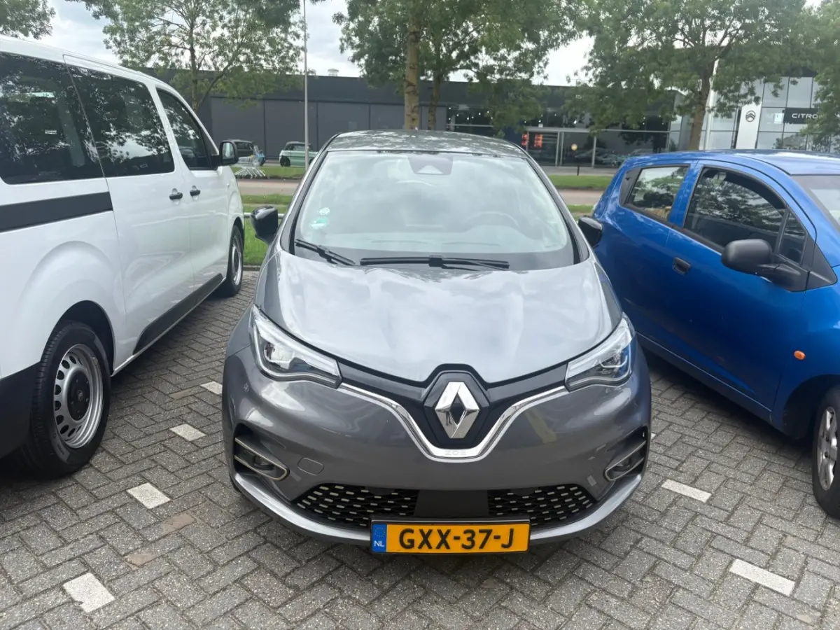 R135 Iconic 52 kWh | Koop accu | | Achteruitrijcamera | Apple Carplay/Android Auto|telefoonintegratie premium | Cruise control