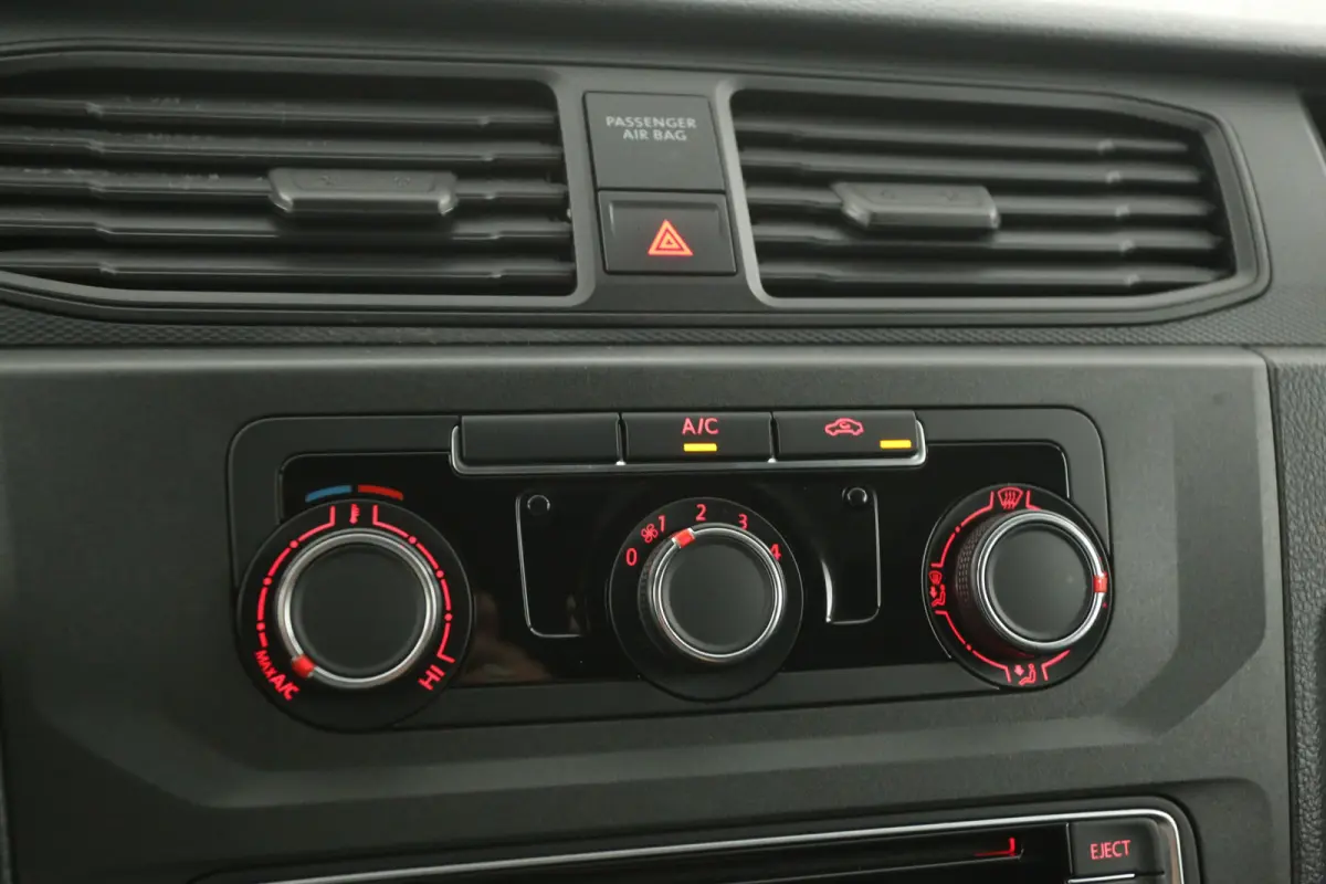 Maxi 2.0 TDI L2H1 102PK | Airco | Navigatie | Trekhaak | Imperiaal | Parkeersens.