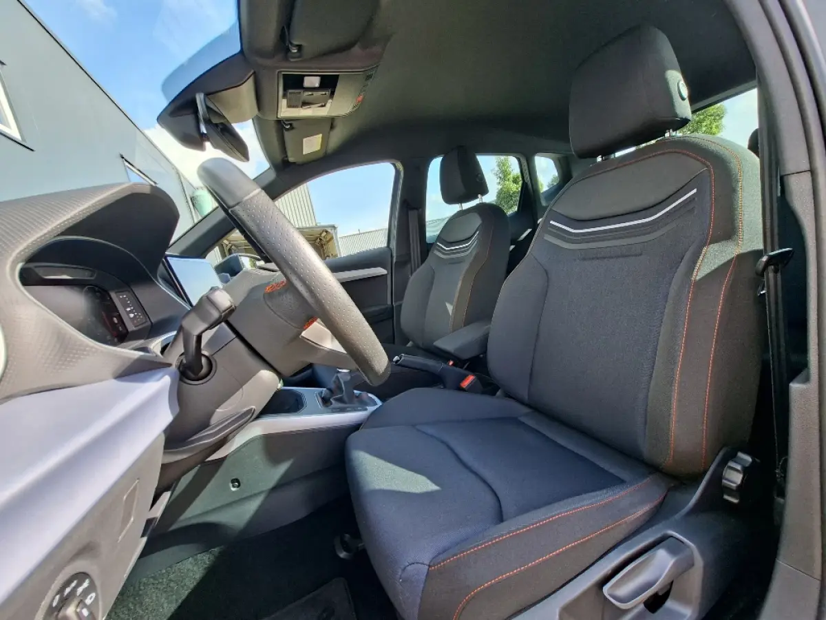 1.0 TSI 110pk FR * Navigatie * Camera * Stoelverwarming * Adaptieve Cruise Control *