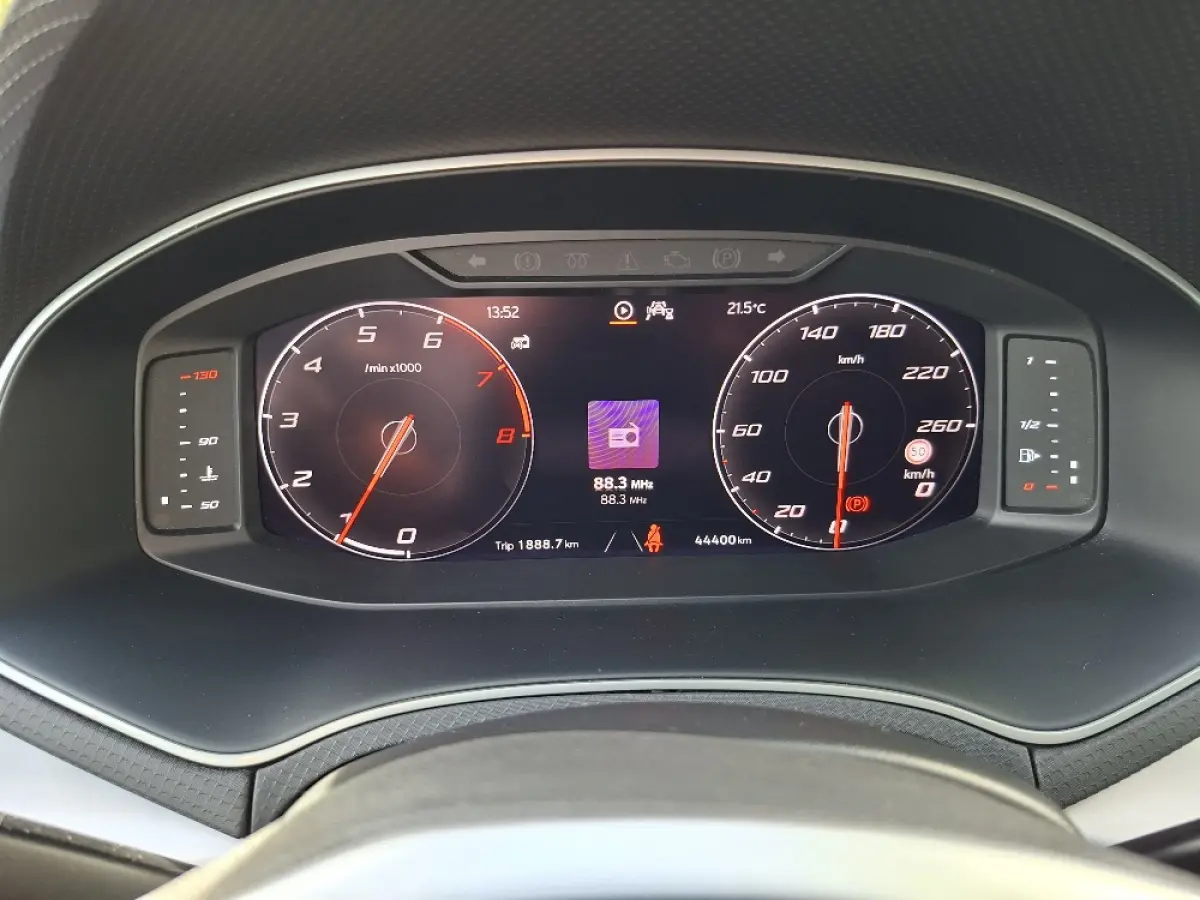 1.0 TSI 110pk FR * Navigatie * Camera * Stoelverwarming * Adaptieve Cruise Control *